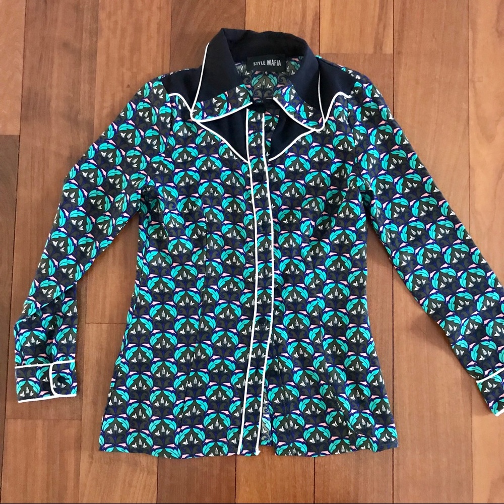 Style Mafia button down “cowboy-like” shirt.